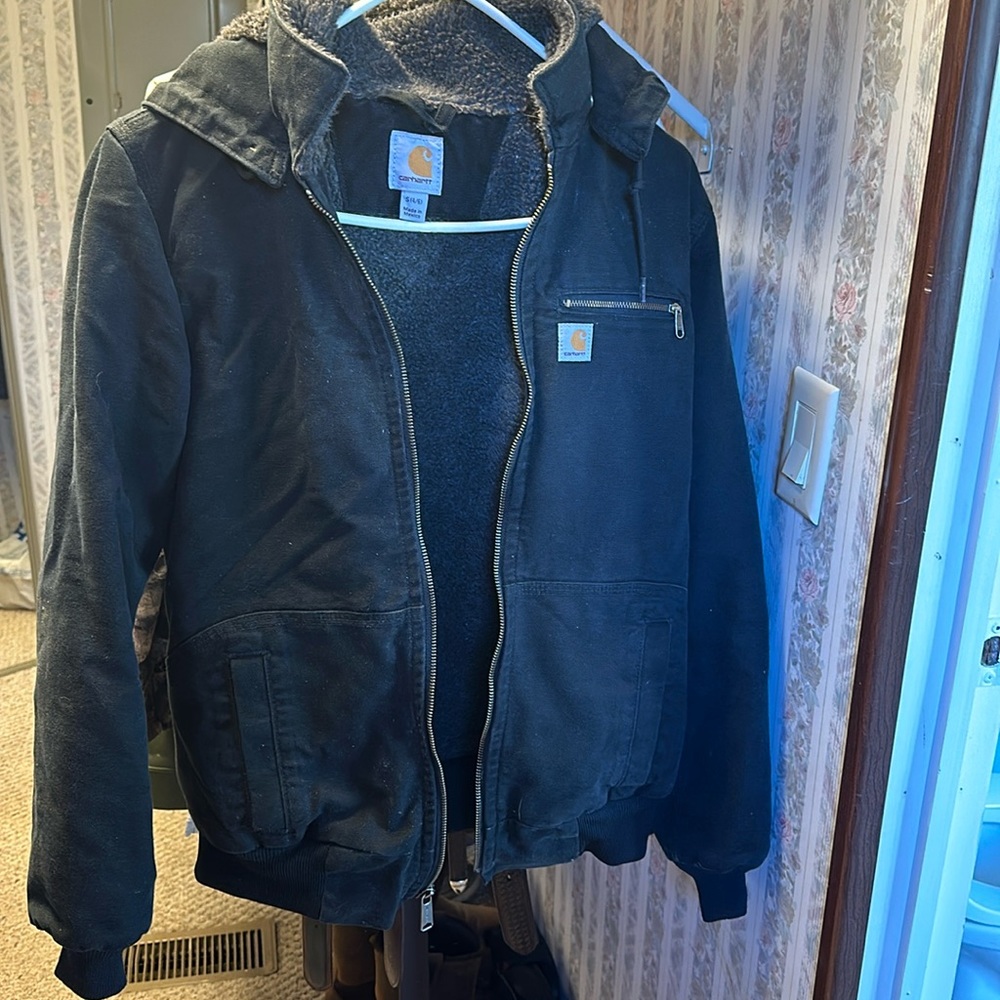 Women’s Carhartt Coat with detachable hood.